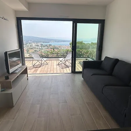 Villa Vue Incroyable Sur La Baie De *