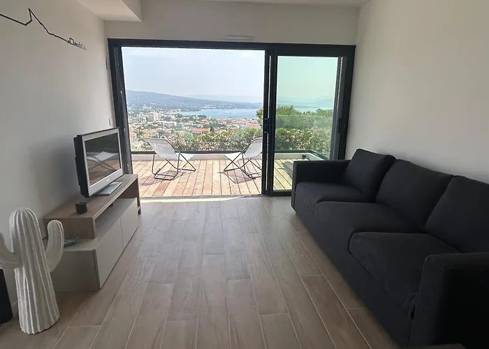Villa Vue Incroyable Sur La Baie De *